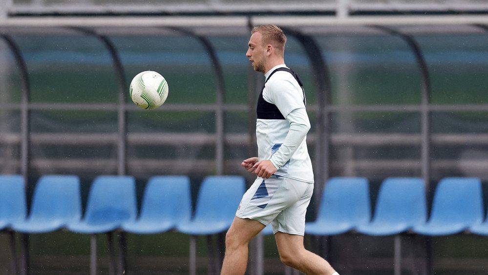 Stále se štípe, jestli se mu finále v Edenu nezdá. Trénink penalt byl, přiznává hvězda West Hamu